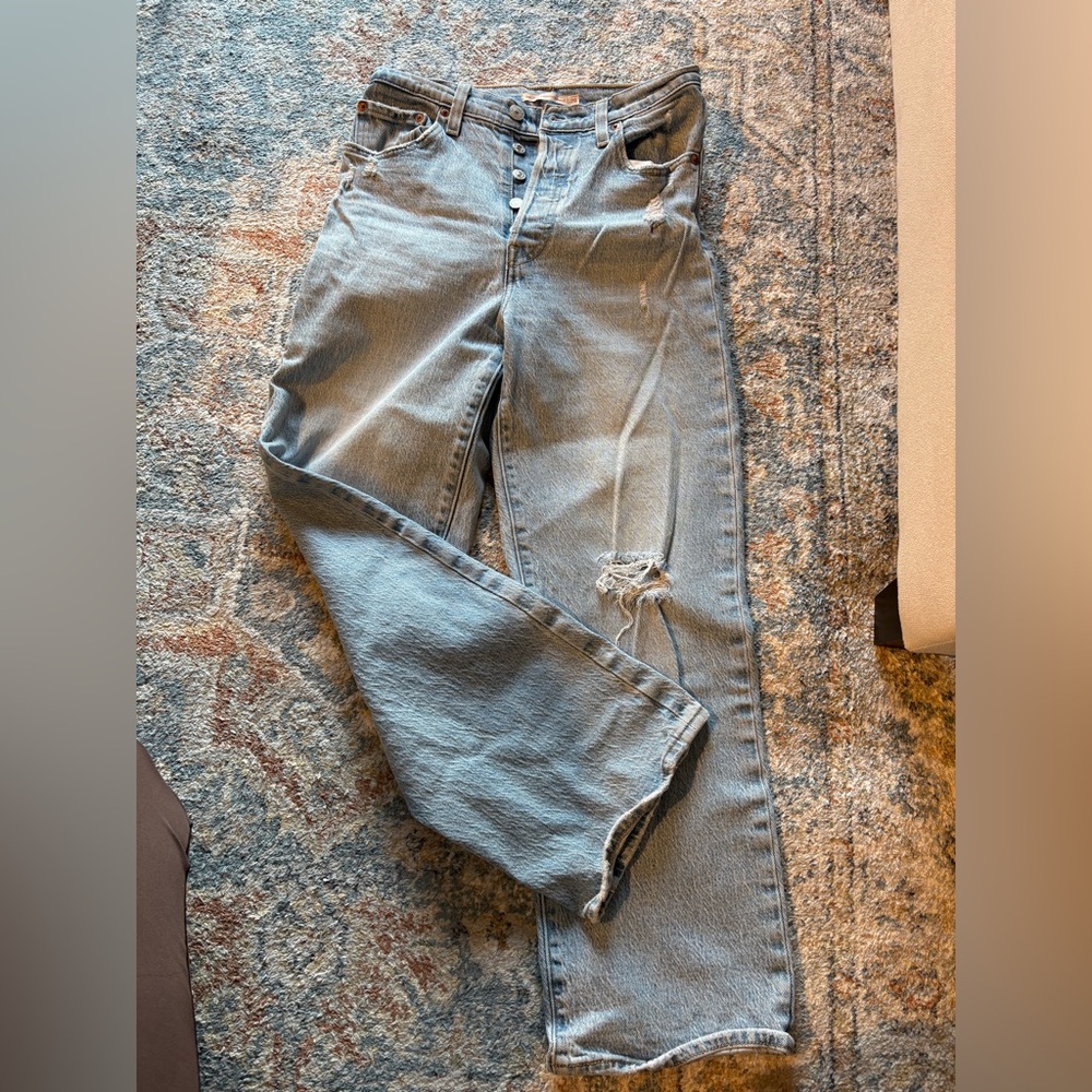 Women’s Levi’s Jeans